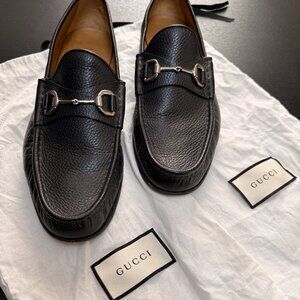 Gucci Men’s Horsebit Loafers - Black Pebbled Leather - Made in Italy [10.5]